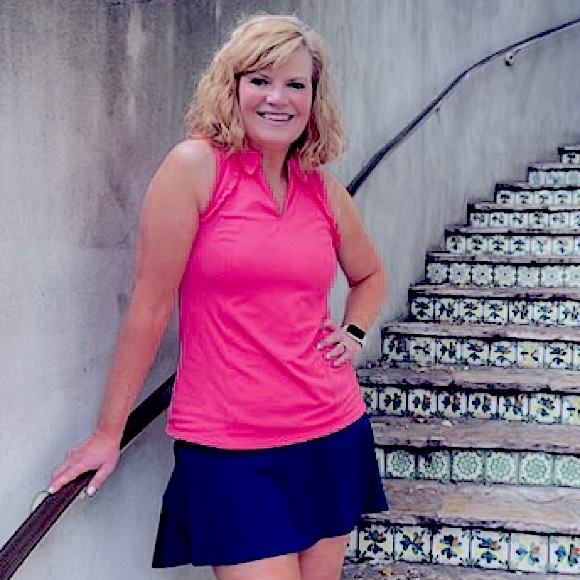 Meet your Posher, Melissa - Picture 1 of 1